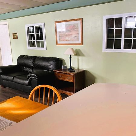 Love Hotels St John River By Oyo At Fort Kent Me Saint John Plantation Extérieur photo