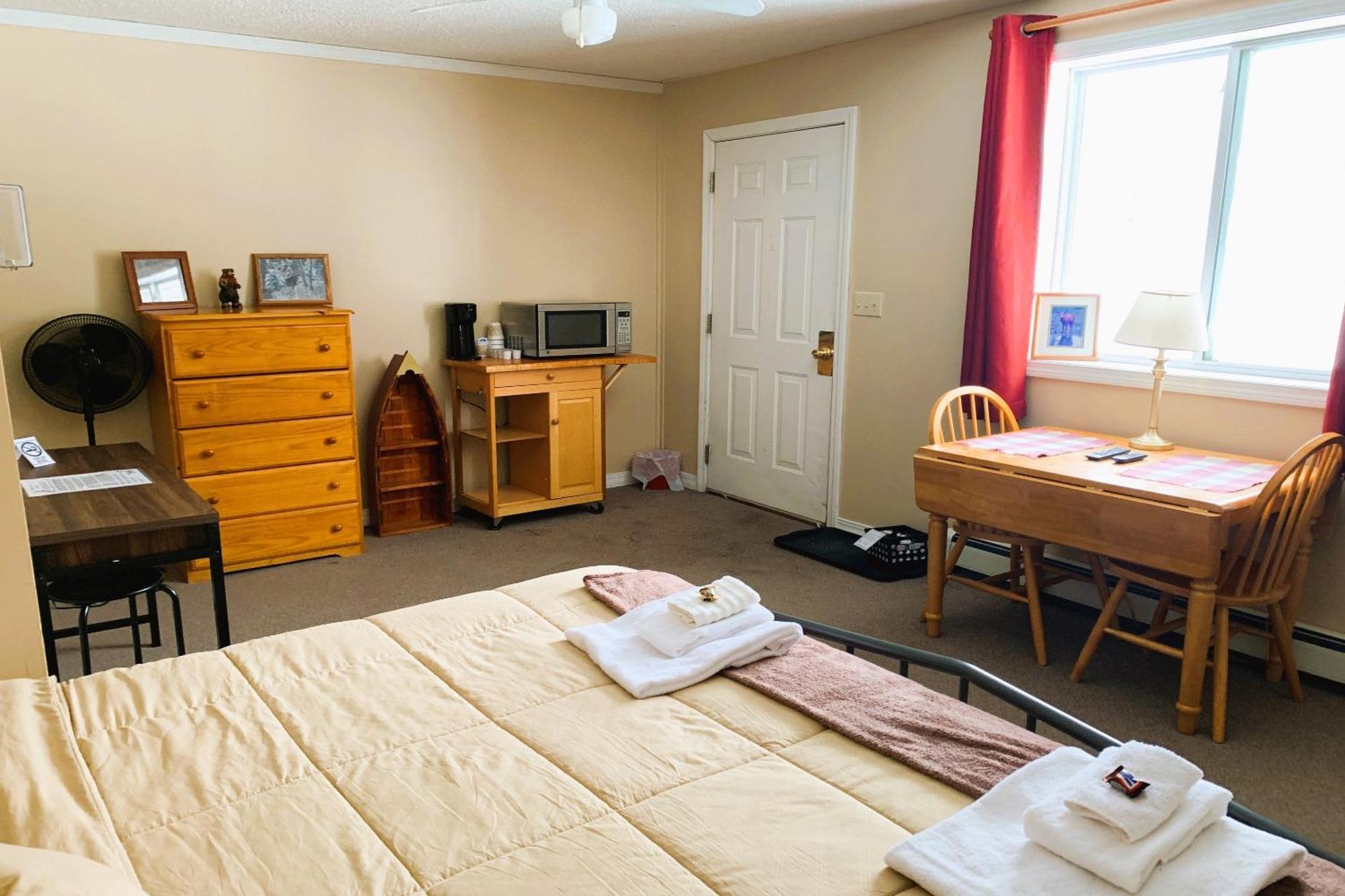 Love Hotels St John River By Oyo At Fort Kent Me Saint John Plantation Extérieur photo