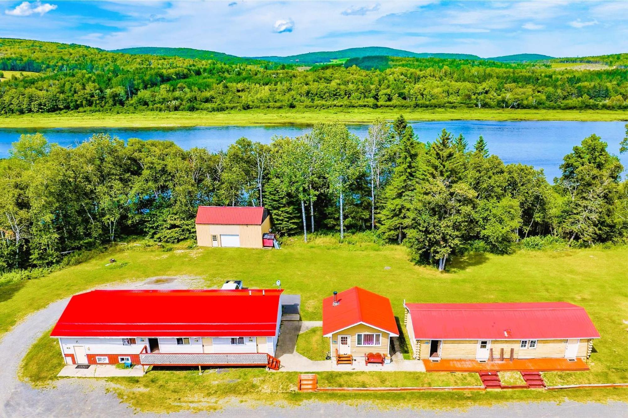 Love Hotels St John River By Oyo At Fort Kent Me Saint John Plantation Extérieur photo