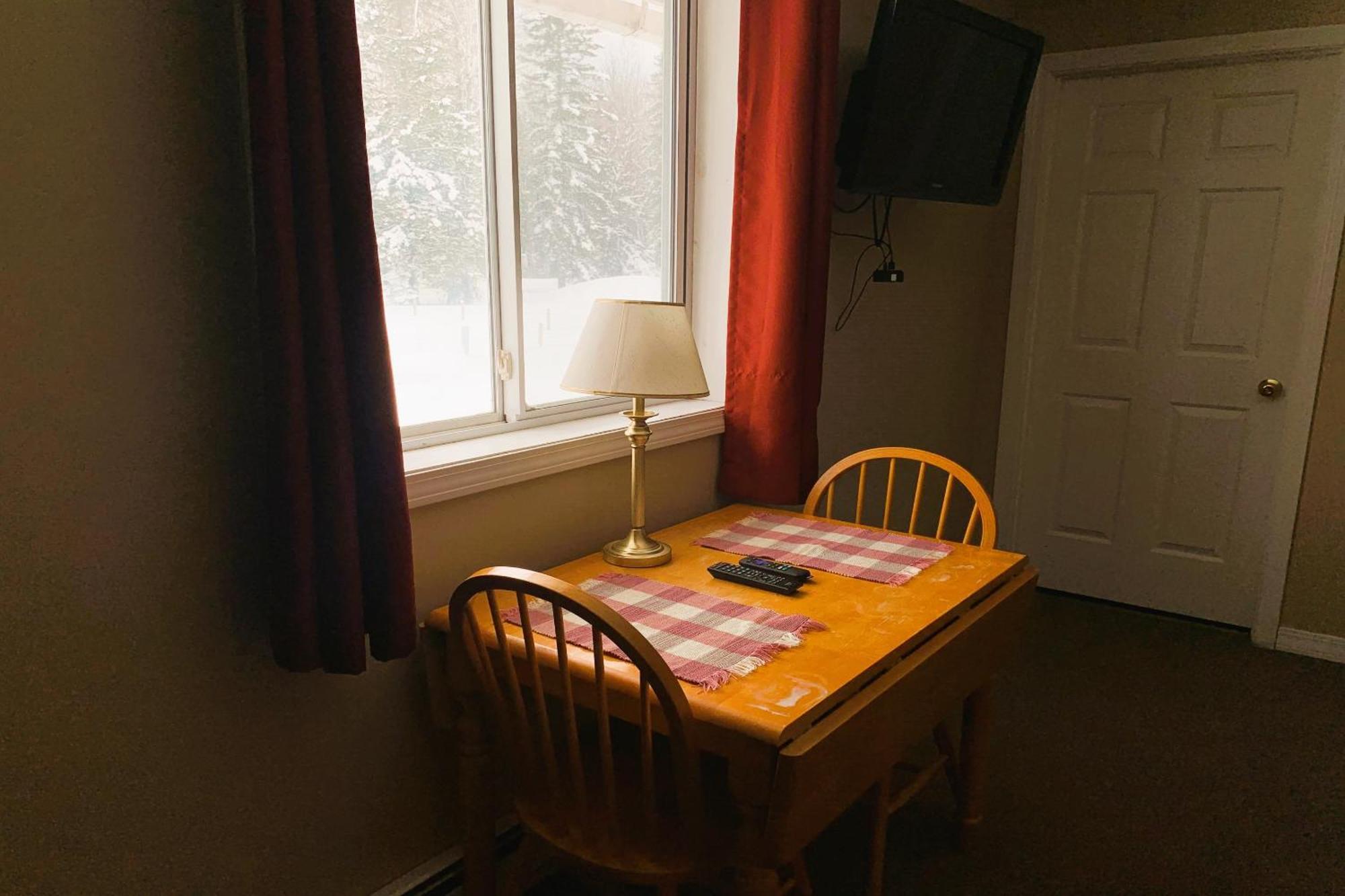 Love Hotels St John River By Oyo At Fort Kent Me Saint John Plantation Extérieur photo